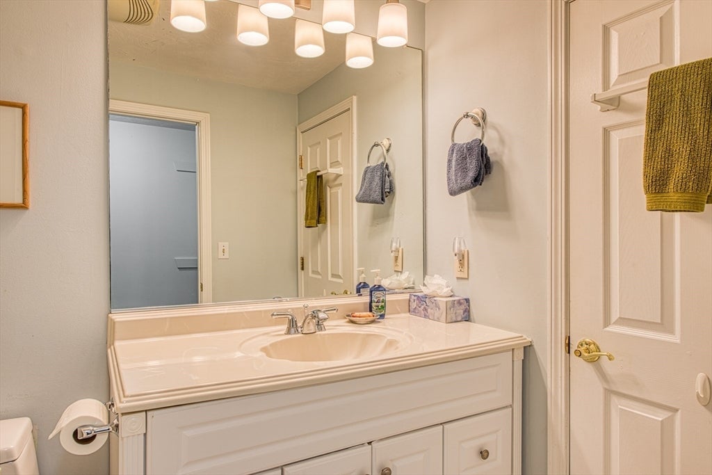 28 Gaslight Ln #28, Easton, MA, 28 Gaslight Ln #28, Easton, MA Photo #20