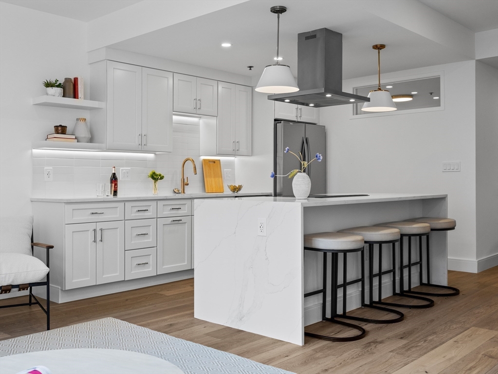 234 Causeway Street U702