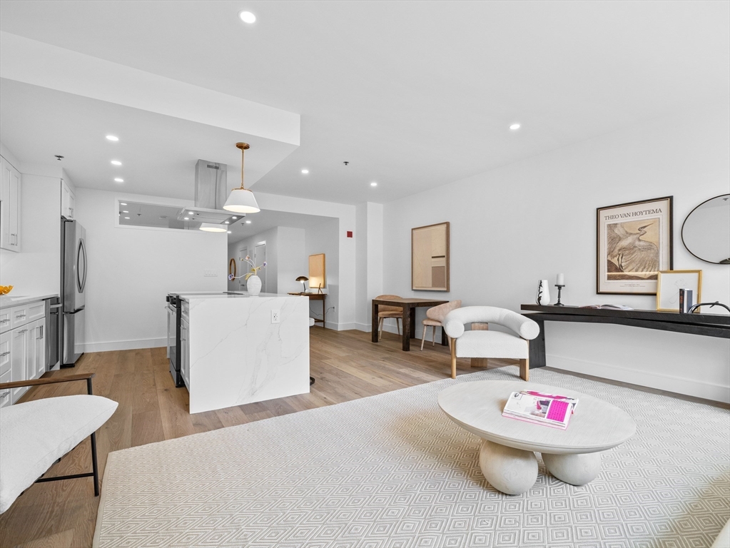 234 Causeway Street U702