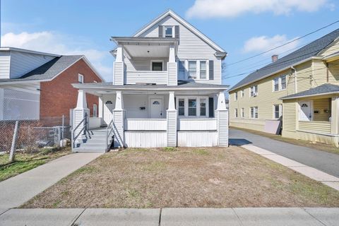 Photo of 69-71 Elmwood Ave, Holyoke, MA 01040 (MLS # 73491987)