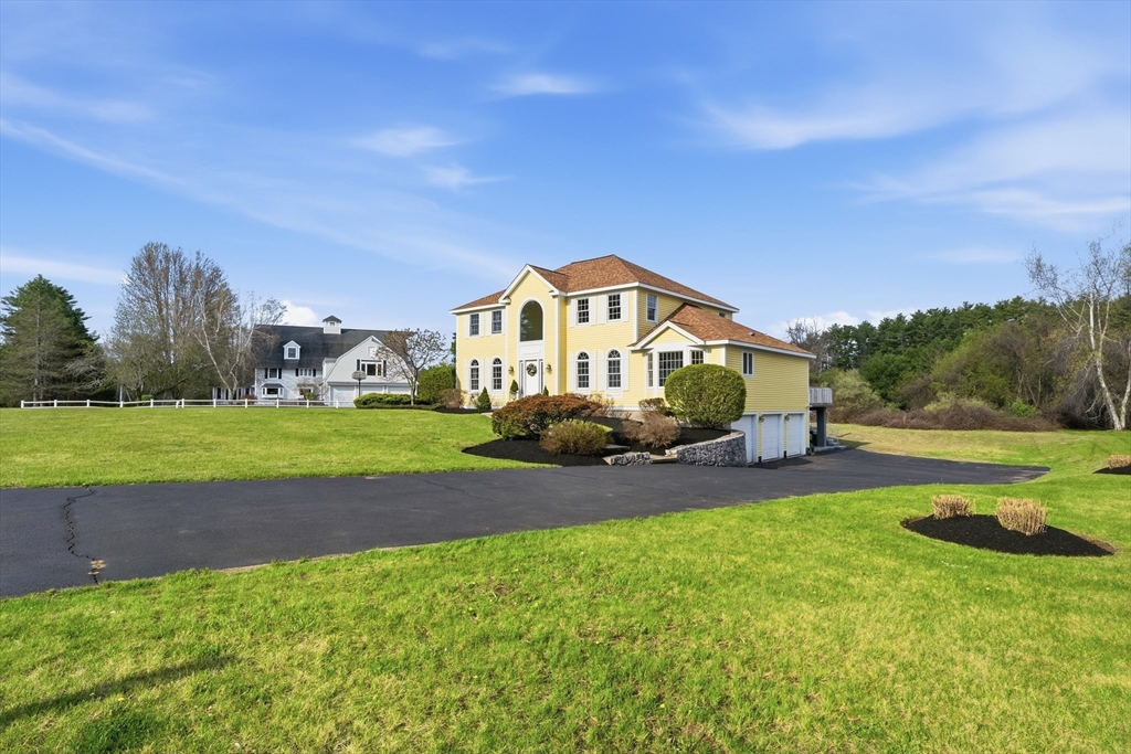 10 Haymeadow Rd