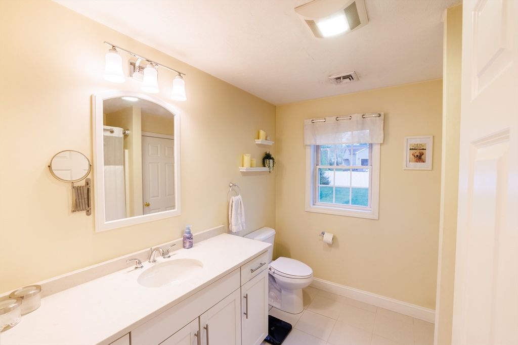 143 South St, Randolph, MA Photo #37