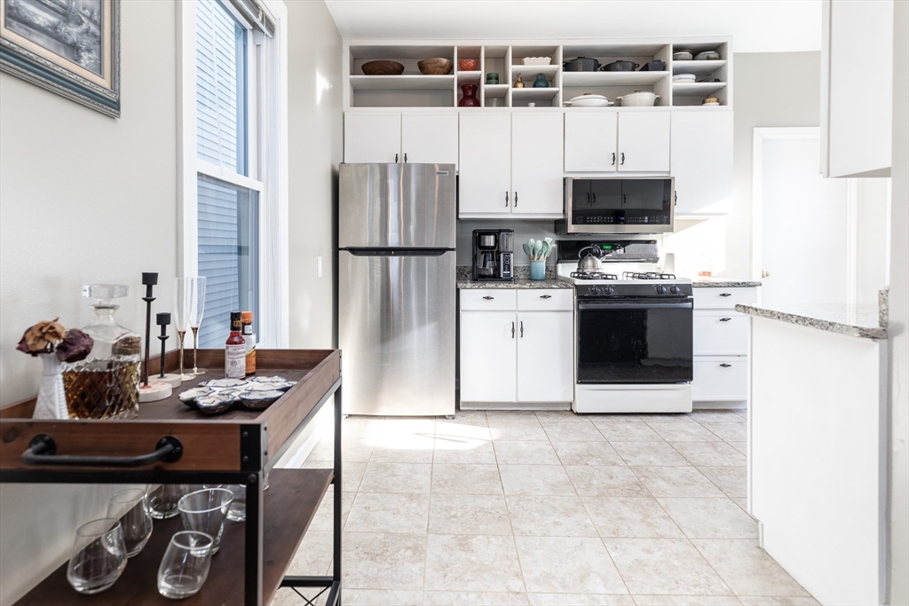 192 W Fifth St #2, Boston, MA Photo #7