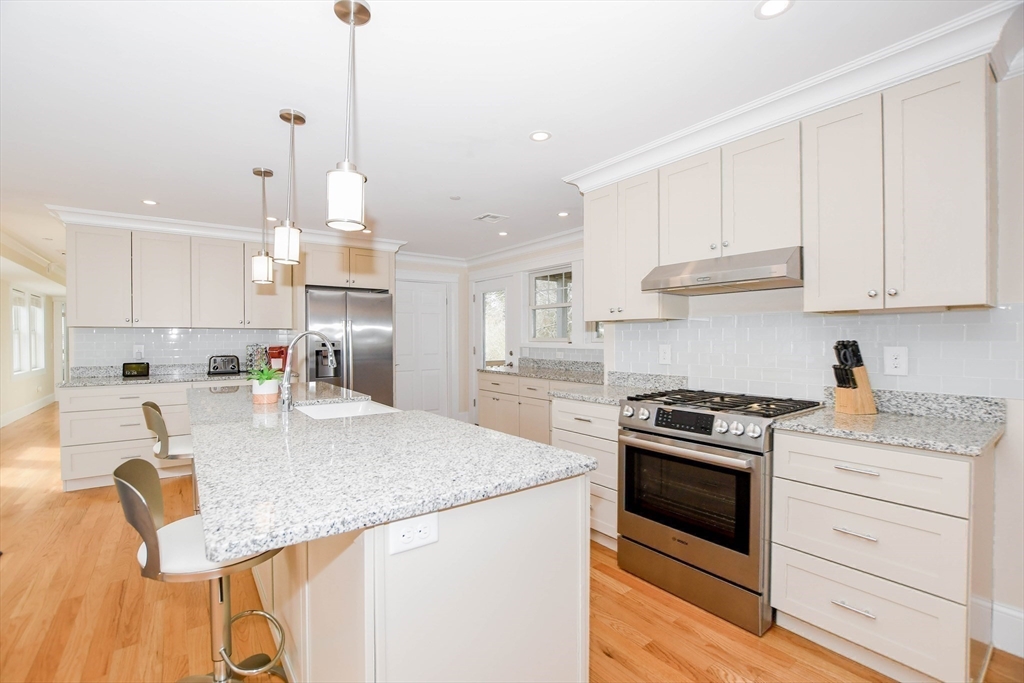 324 Front Street 2