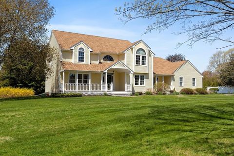 Photo of 10 Baldwin Rd, Westford, MA 01886 (MLS # 73512979)