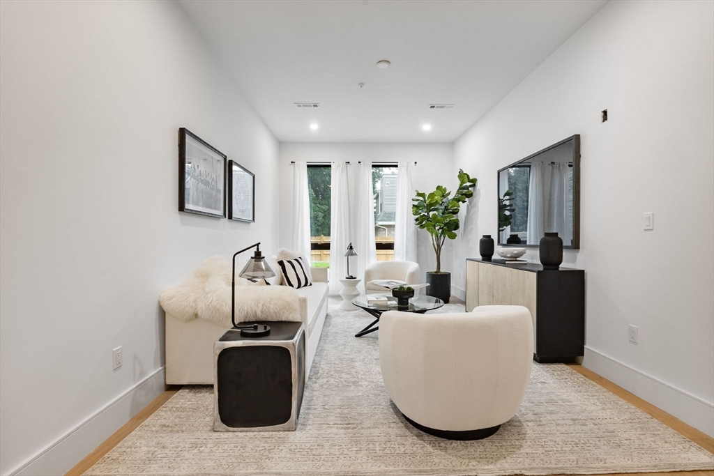 1114 Beacon St. 103