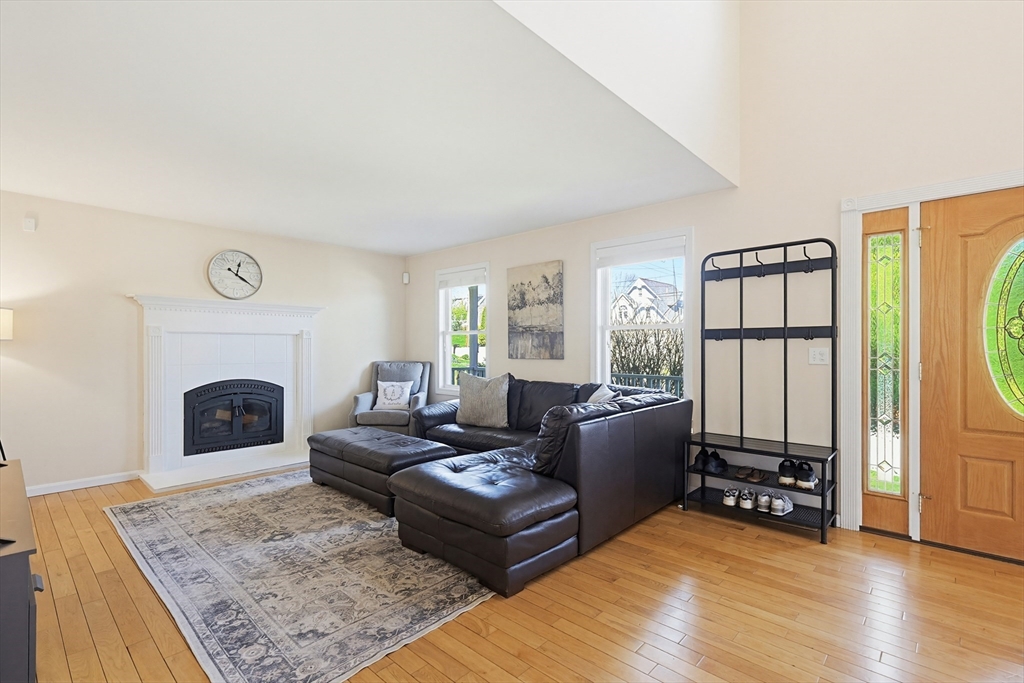 7 Shand Court Cir