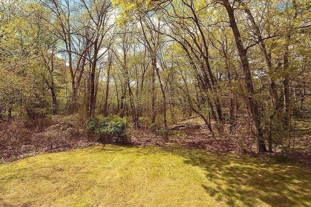 10 Brentwood Drive, Reading, MA Photo #36
