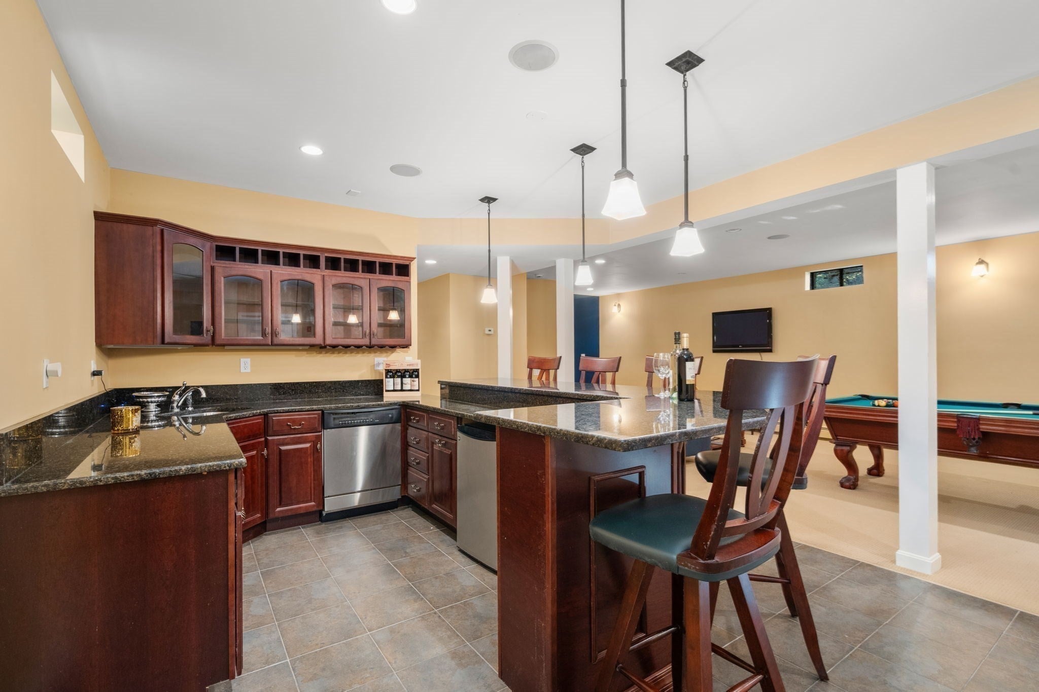 196 Bay Colony Drive, Westwood, MA, 196 Bay Colony Drive, Westwood, MA Photo #22