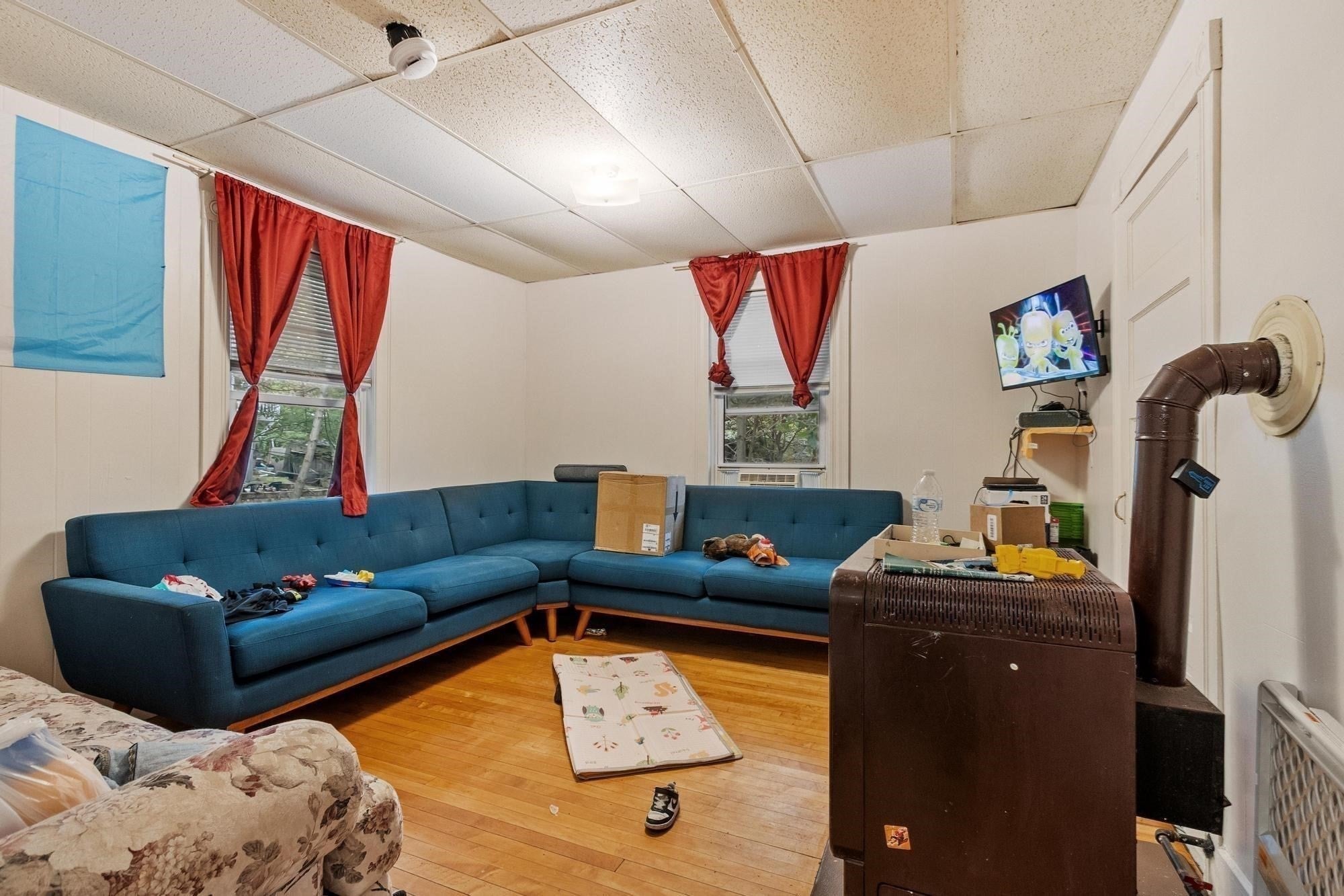 11 Nutting St, Fitchburg, MA Photo #16