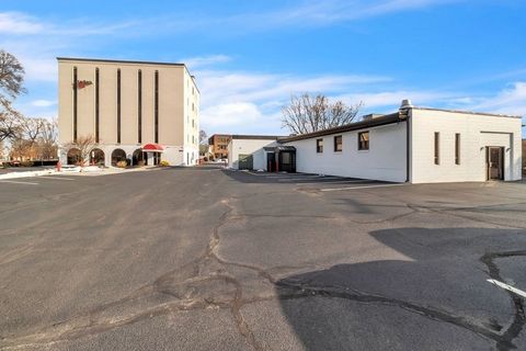 217-241 Park Ave West Springfield MA 01089