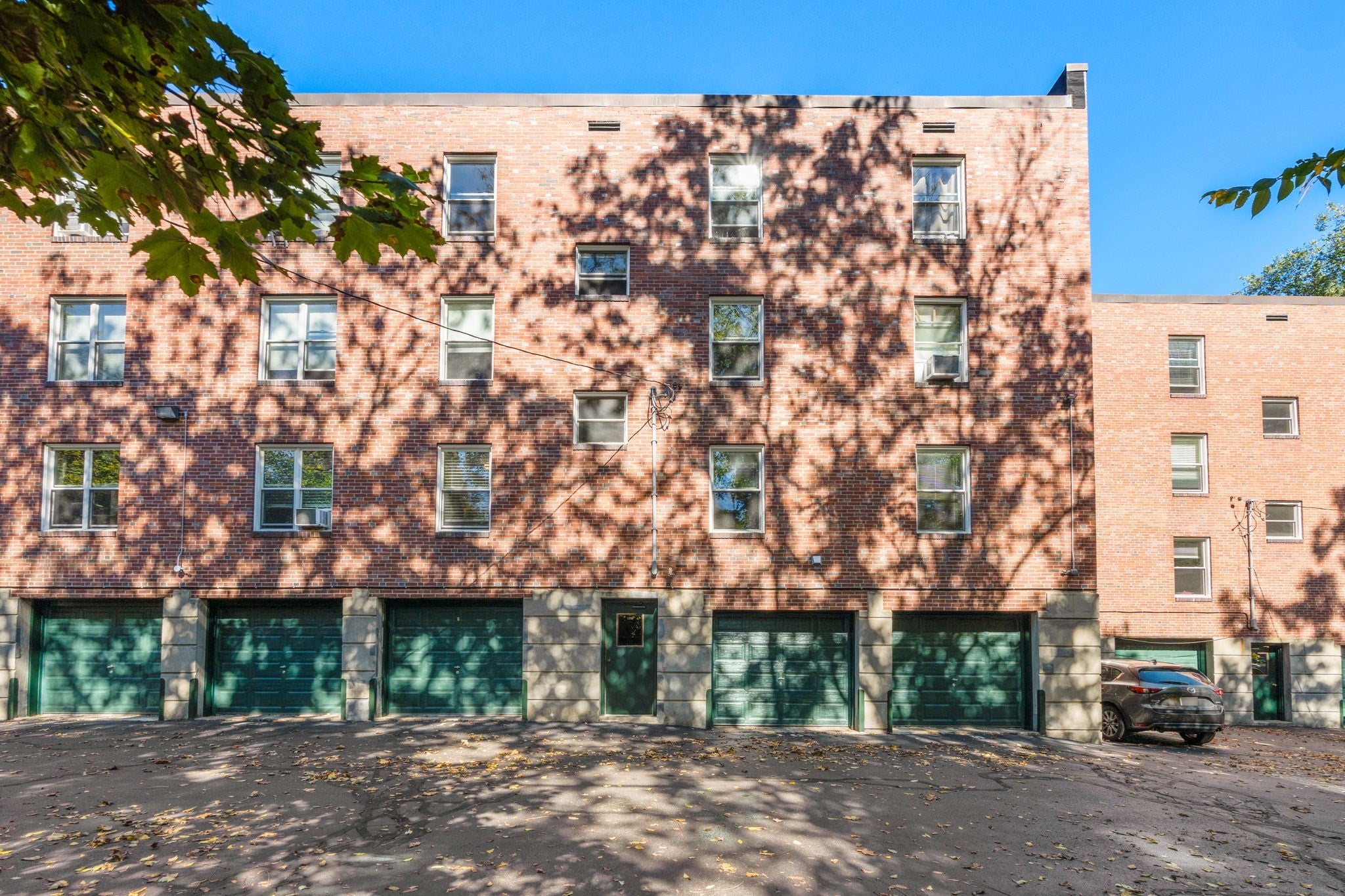 136 Beaconsfield Rd #2, Brookline, MA Photo #14