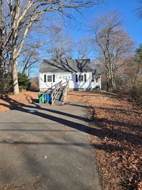 92 Muller Rd Burlington MA 01803