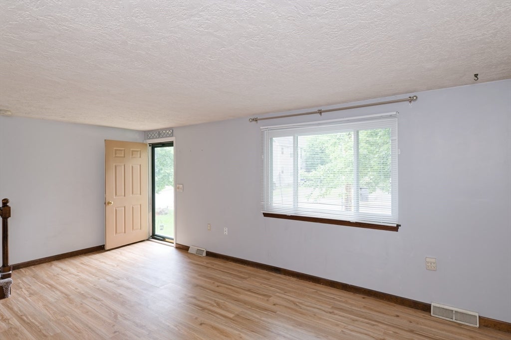 41 West St #41, Milford, MA, 41 West St #41, Milford, MA Photo #2