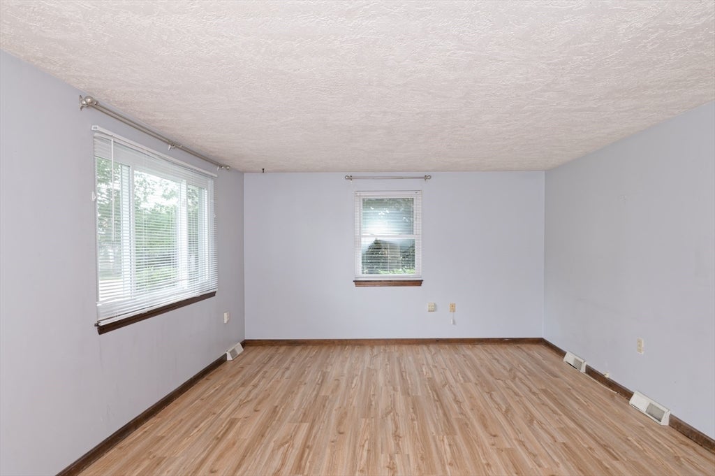 41 West St #41, Milford, MA, 41 West St #41, Milford, MA Photo #3