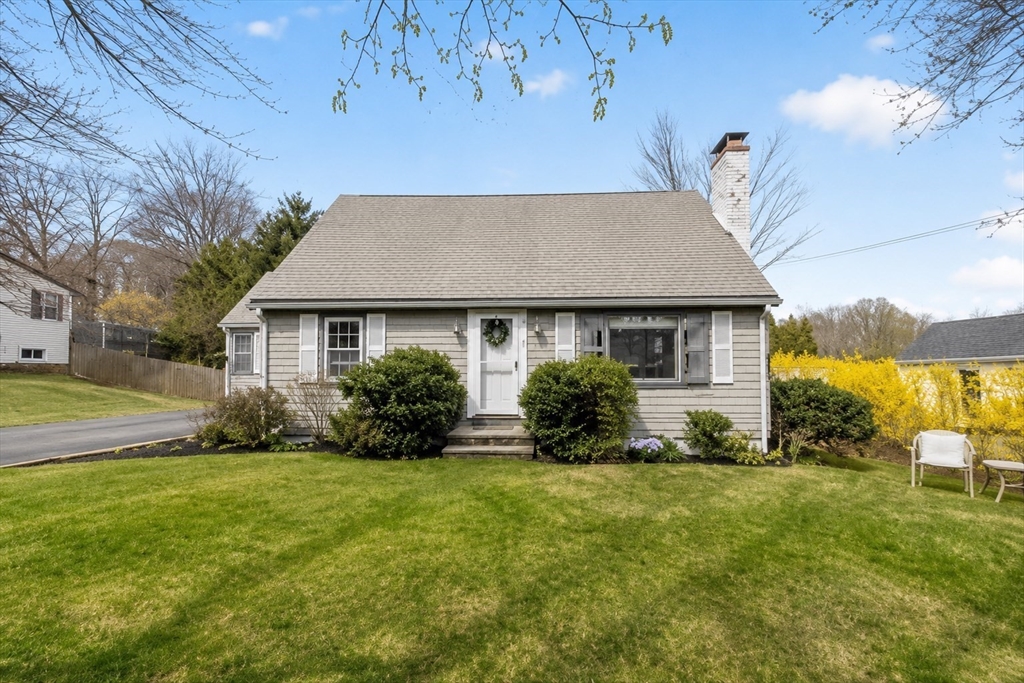 15 Village Rd
