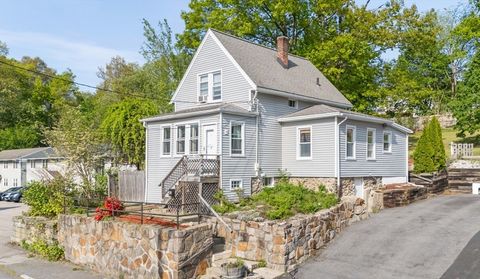 82 Brooks St Worcester MA 01606
