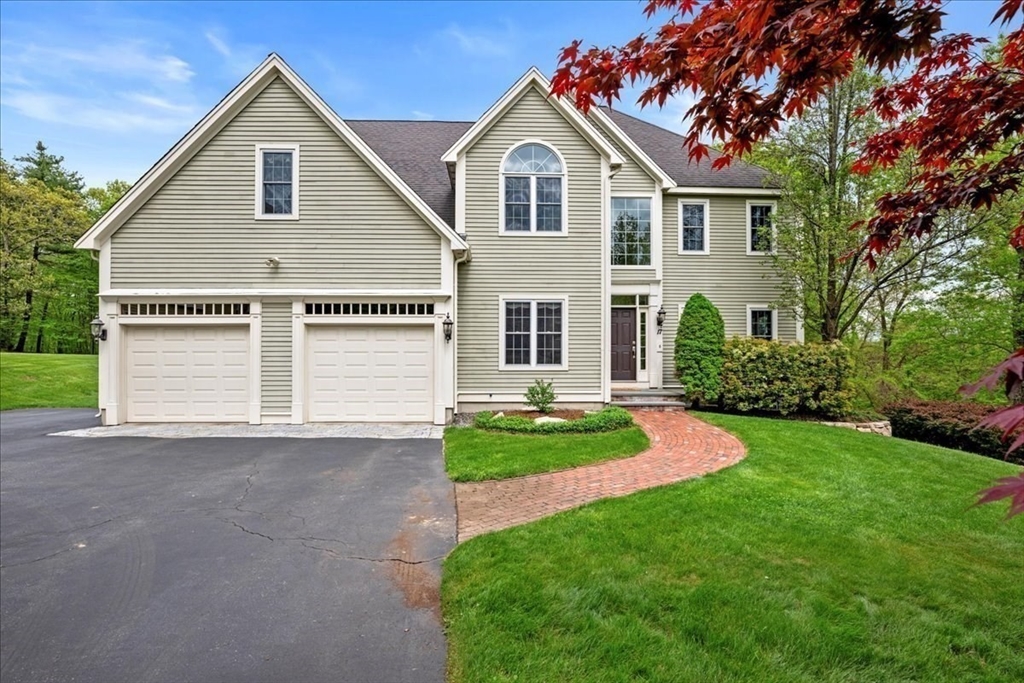 17 Fiddleneck Ln