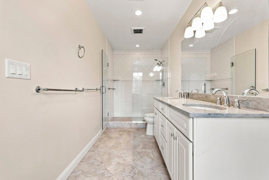 31 Kesseler Way, Newton, MA Photo #31