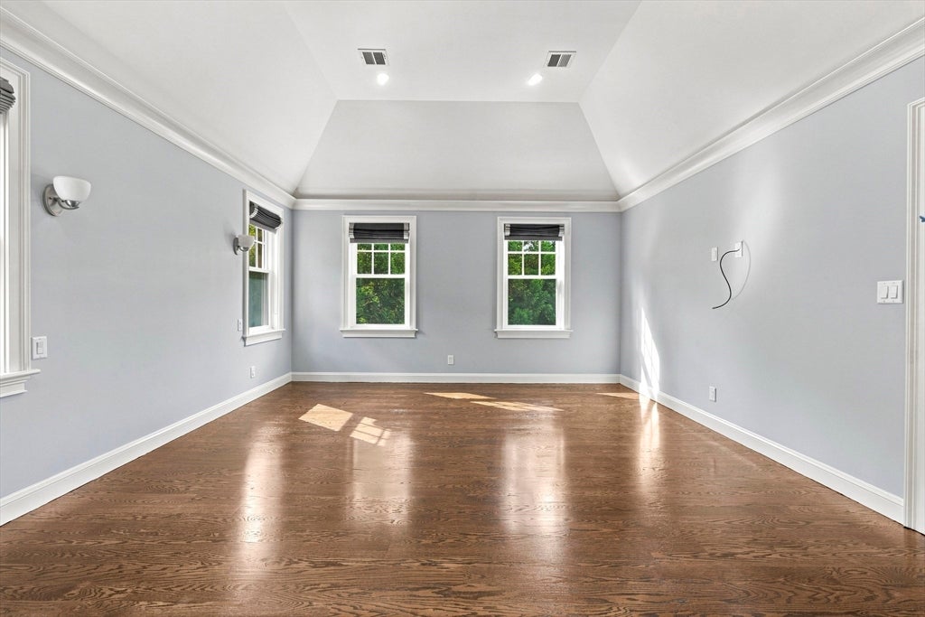 31 Kesseler Way, Newton, MA Photo #15