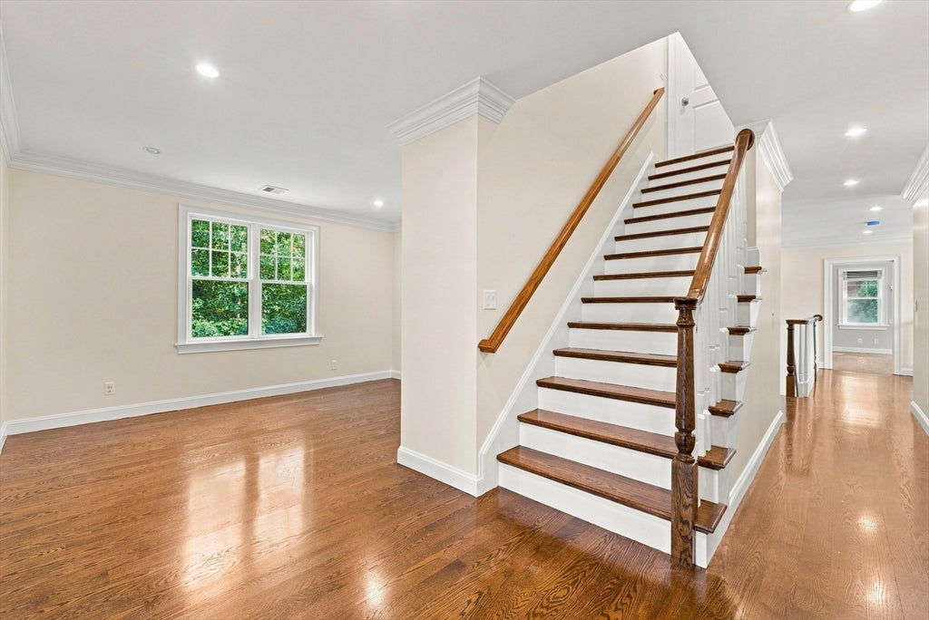 31 Kesseler Way, Newton, MA Photo #19