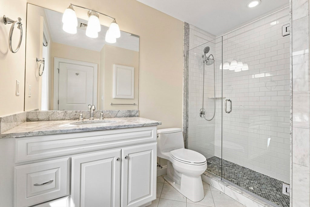 31 Kesseler Way, Newton, MA Photo #13
