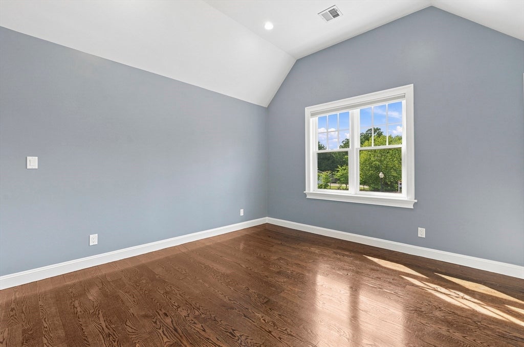 31 Kesseler Way, Newton, MA Photo #14