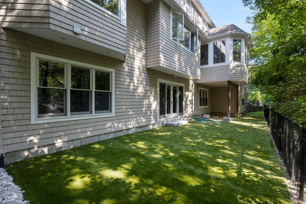 31 Kesseler Way, Newton, MA Photo #36
