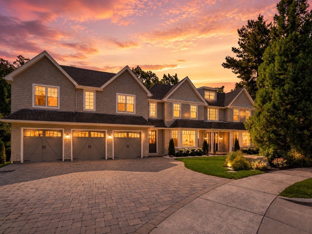 Photo of 31 Kesseler Way, Newton, MA