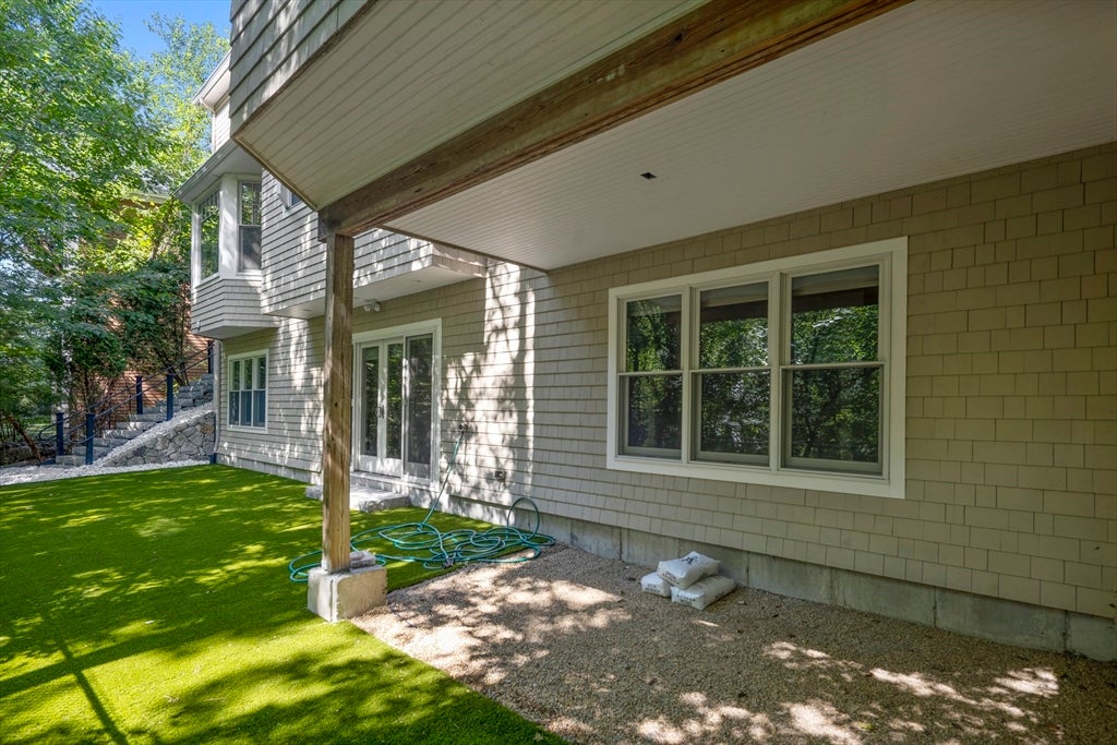 31 Kesseler Way, Newton, MA Photo #37
