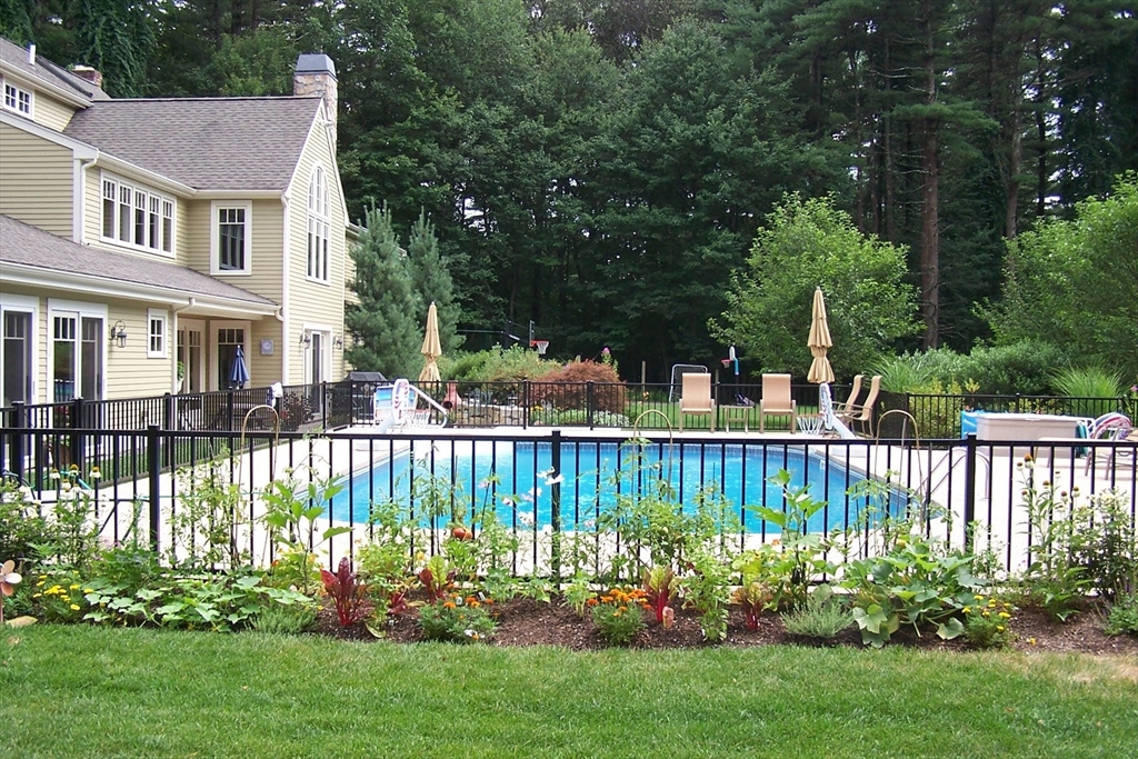 30 Bullard Lane