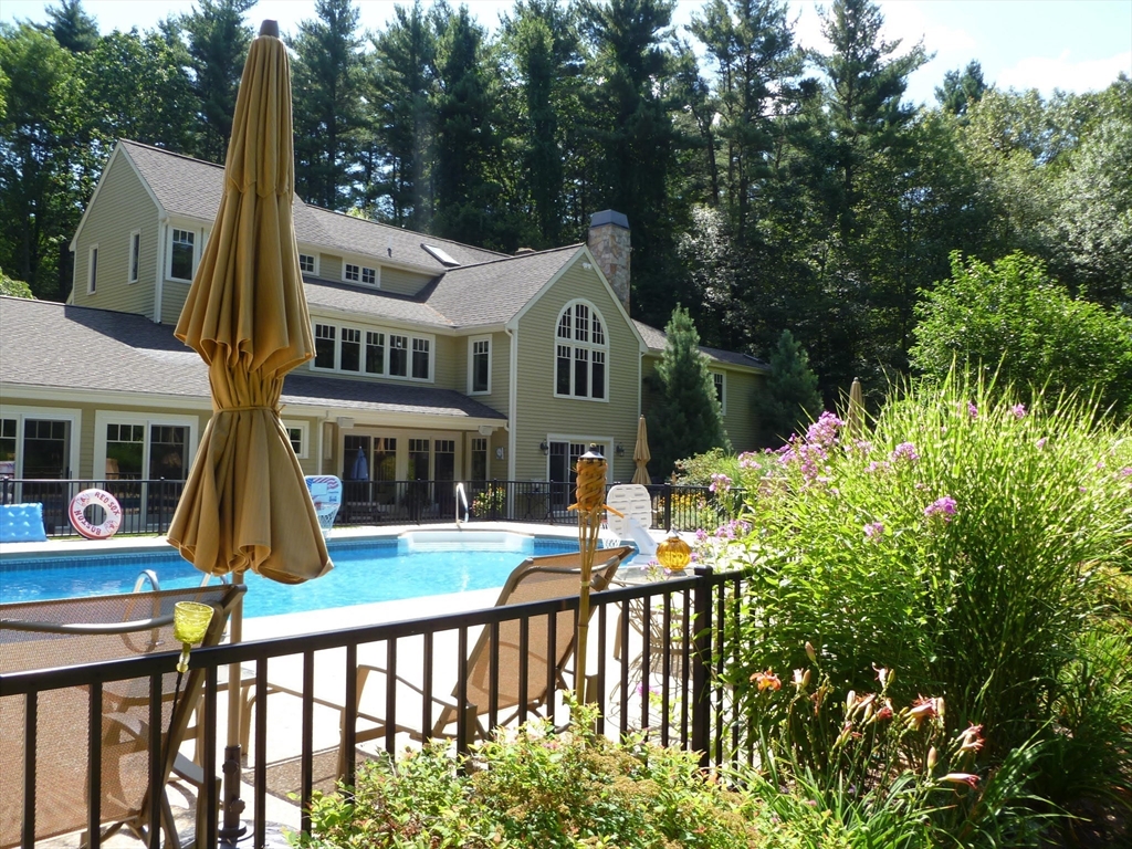 30 Bullard Lane