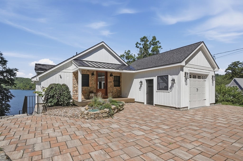 182 Manchaug Road, Sutton, MA Photo #4