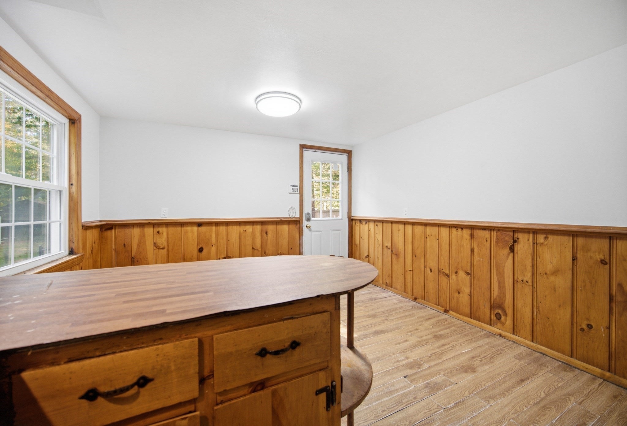 405 W Pond St, Bridgewater, MA, 405 W Pond St, Bridgewater, MA Photo #10