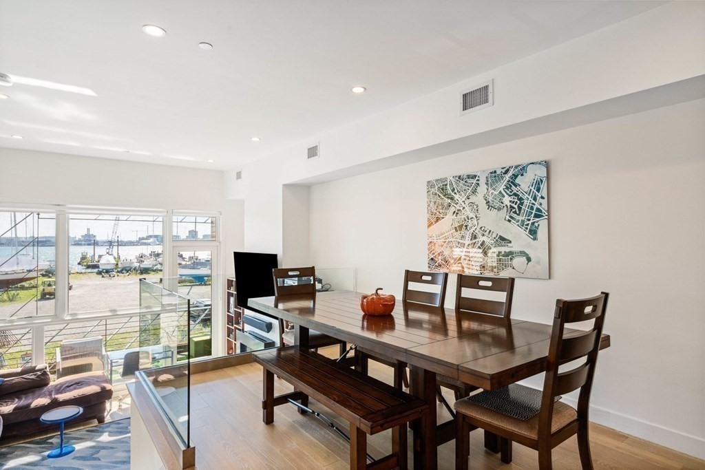 288 Marginal St 4
