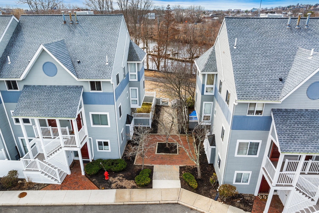 20 Ship Ave 44