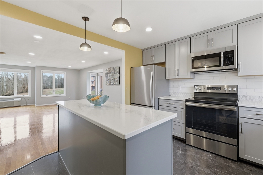 575 Bridge Road 11-8