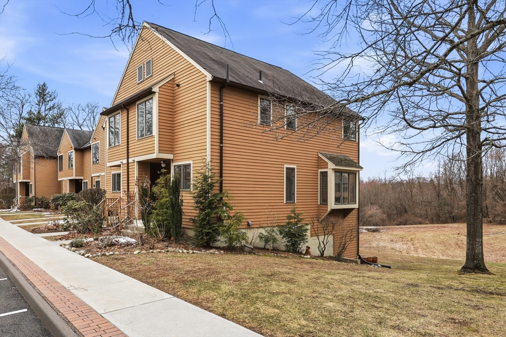 575 Bridge Road 11-8