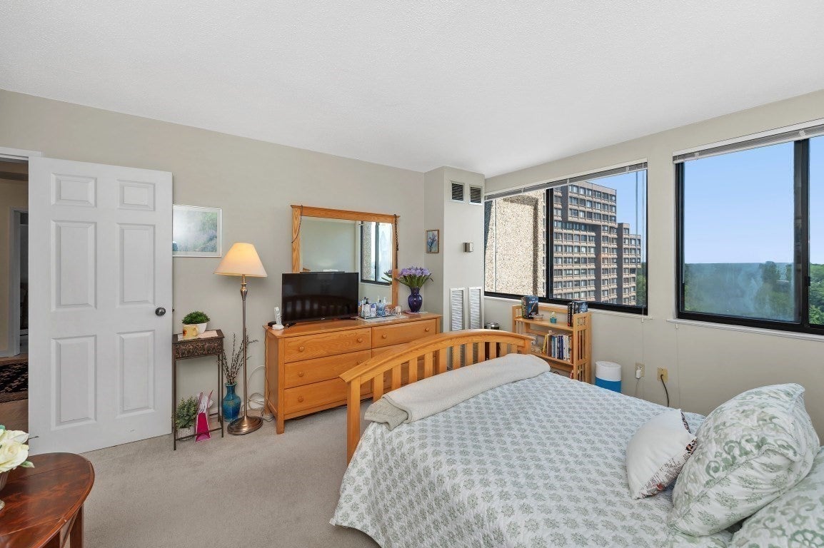 250 Hammond Pond Parkway 1105S, Newton, MA Photo #14