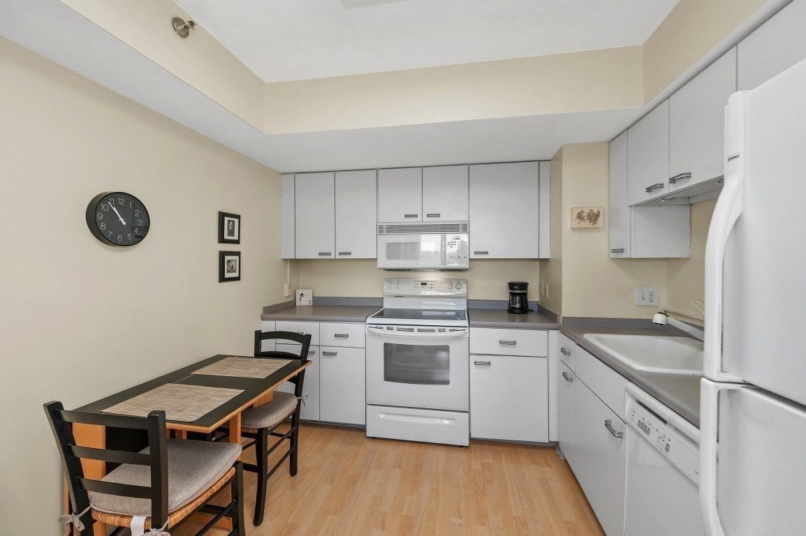250 Hammond Pond Parkway 1105S, Newton, MA Photo #12
