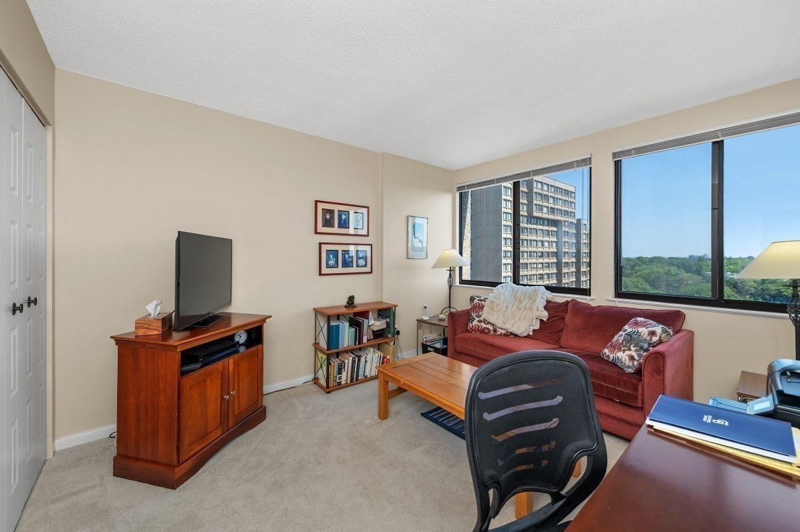 250 Hammond Pond Parkway 1105S, Newton, MA Photo #19