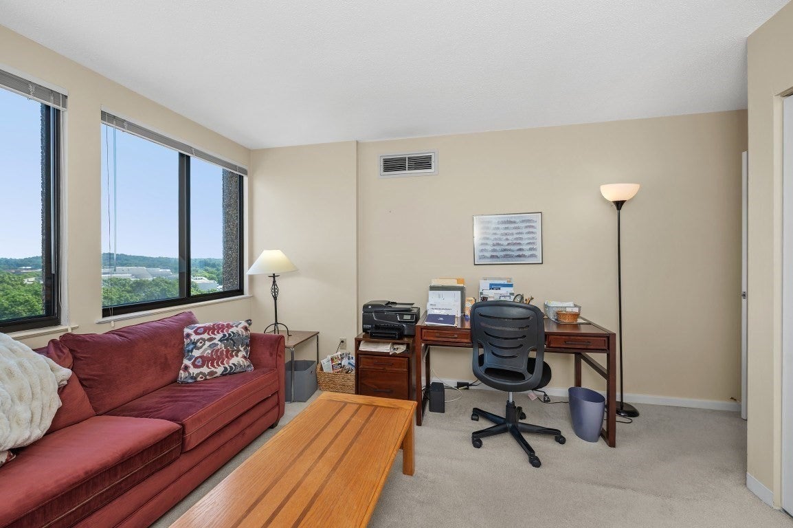 250 Hammond Pond Parkway 1105S, Newton, MA Photo #18