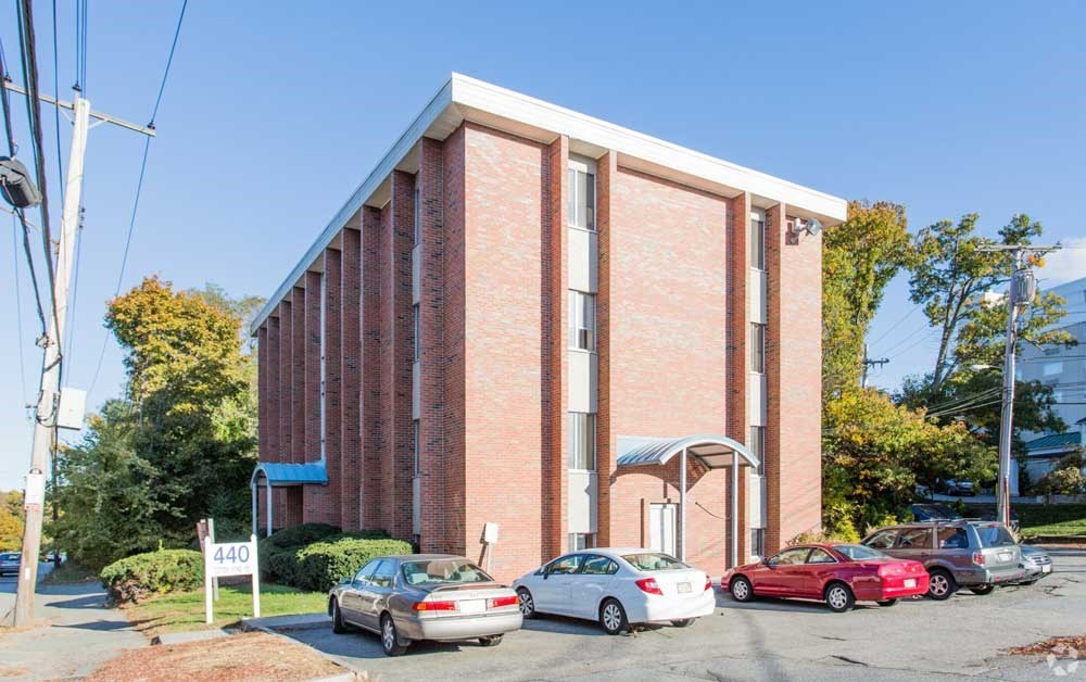 Photo 1 of 1 — 440 Totten Pond Rd, Waltham, MA 02451