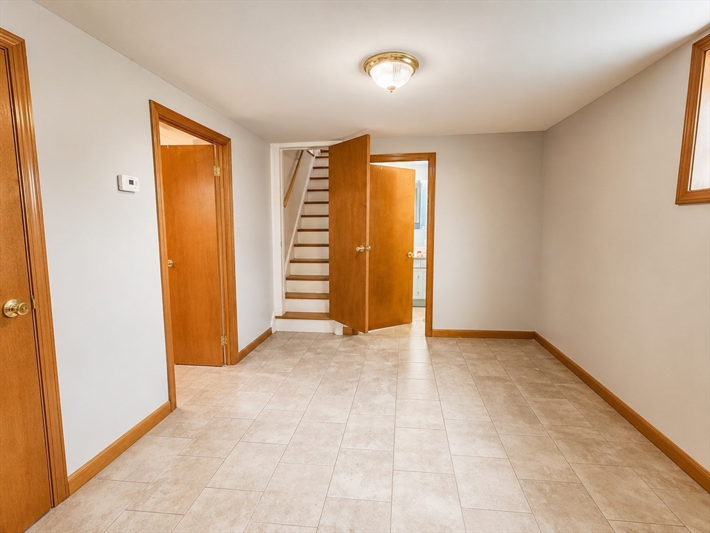 544-546 Plymouth Ave, Fall River, MA Photo #29