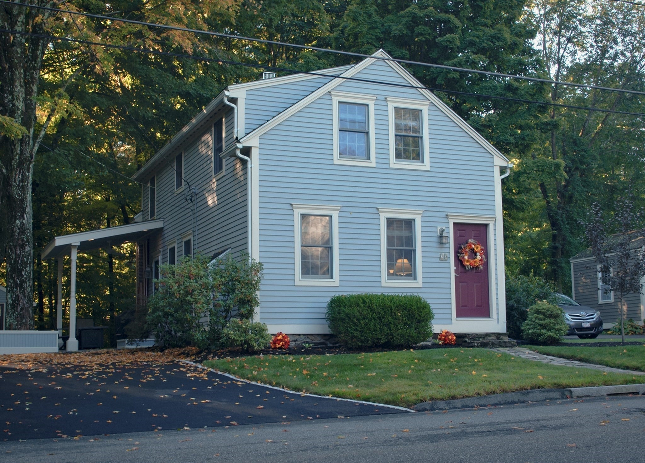 Photo of 20 Charlton St, Sturbridge, MA