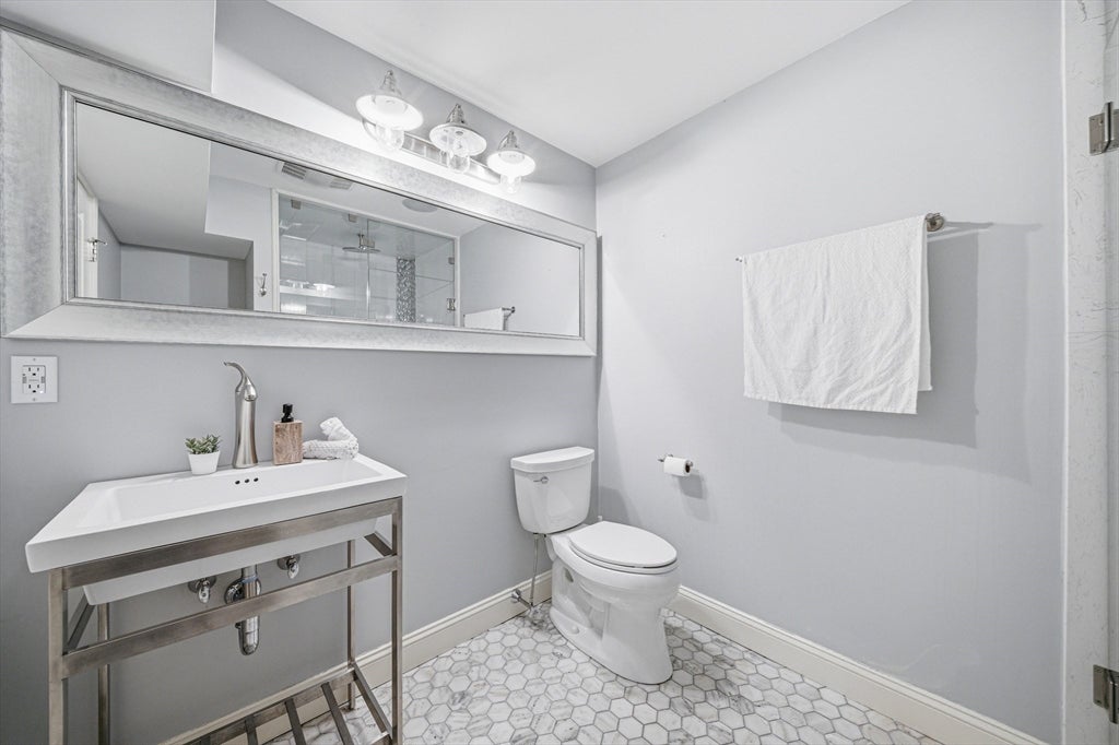 24 Normandy Rd, Lexington, MA, 24 Normandy Rd, Lexington, MA Photo #14