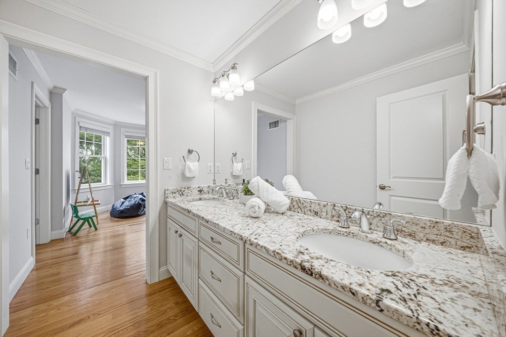 24 Normandy Rd, Lexington, MA, 24 Normandy Rd, Lexington, MA Photo #23