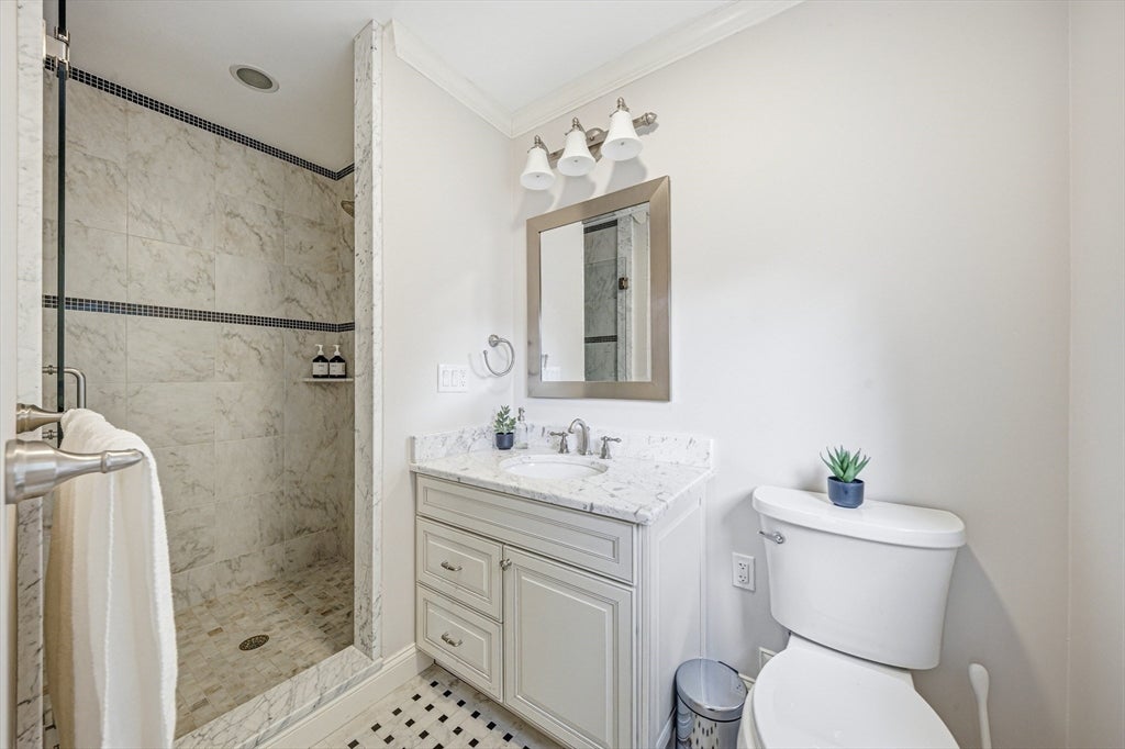 24 Normandy Rd, Lexington, MA, 24 Normandy Rd, Lexington, MA Photo #19
