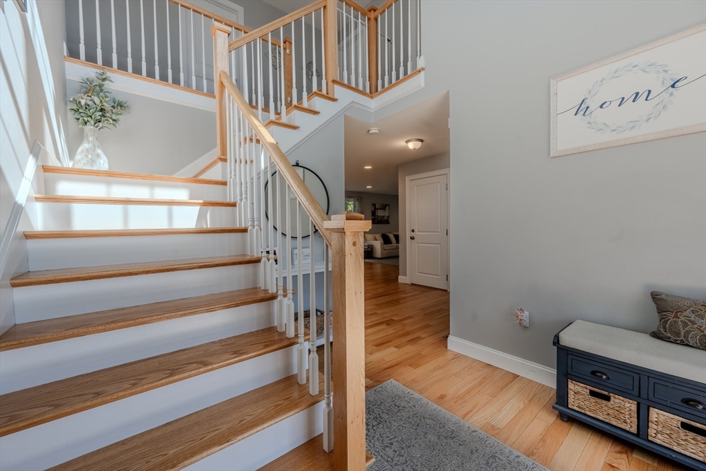 12 Hayfield Rd