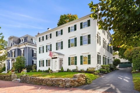 185 High Street Newburyport MA 01950